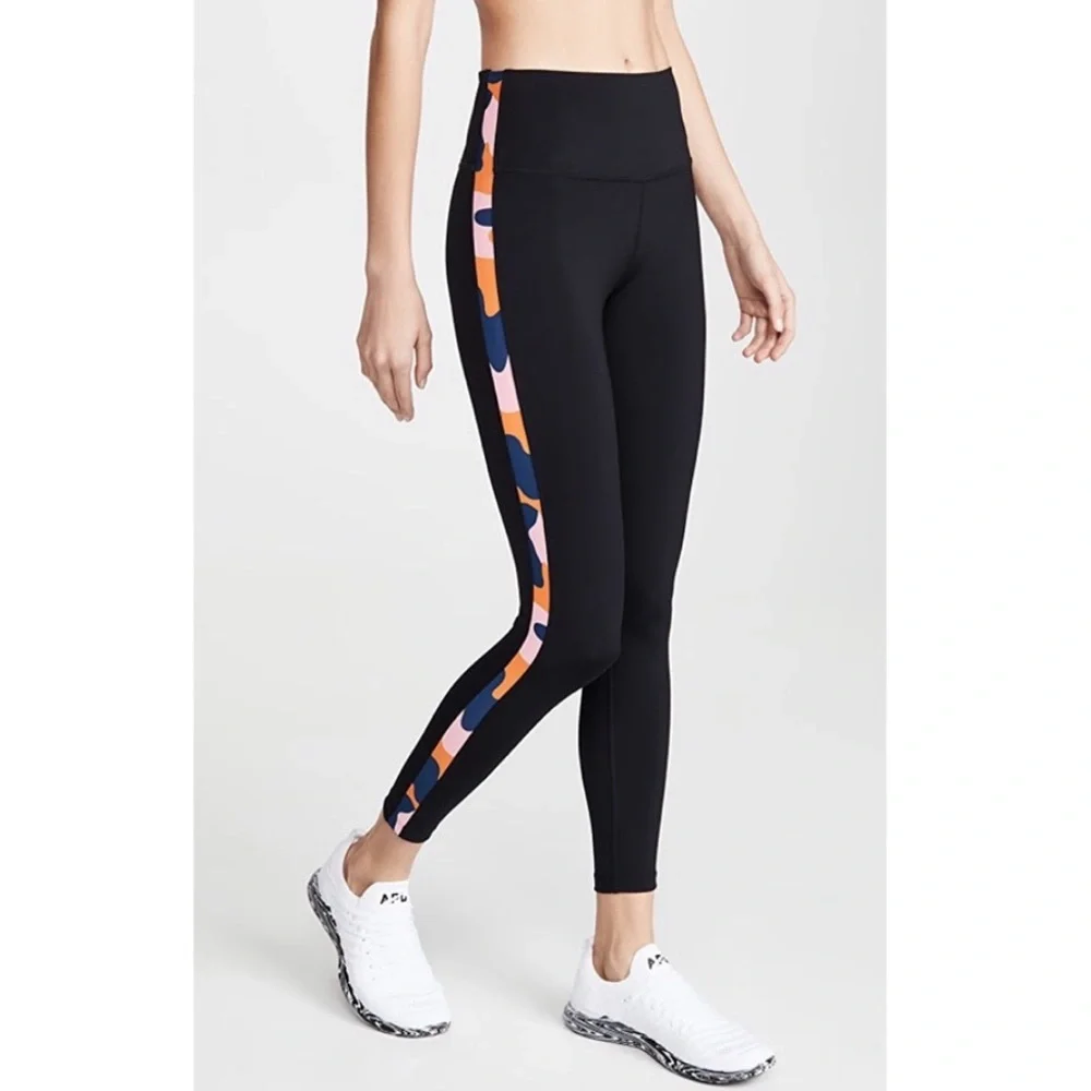 SPLITS59 Claire High Rise Black Pink Camo Legging - Picture 2 of 9